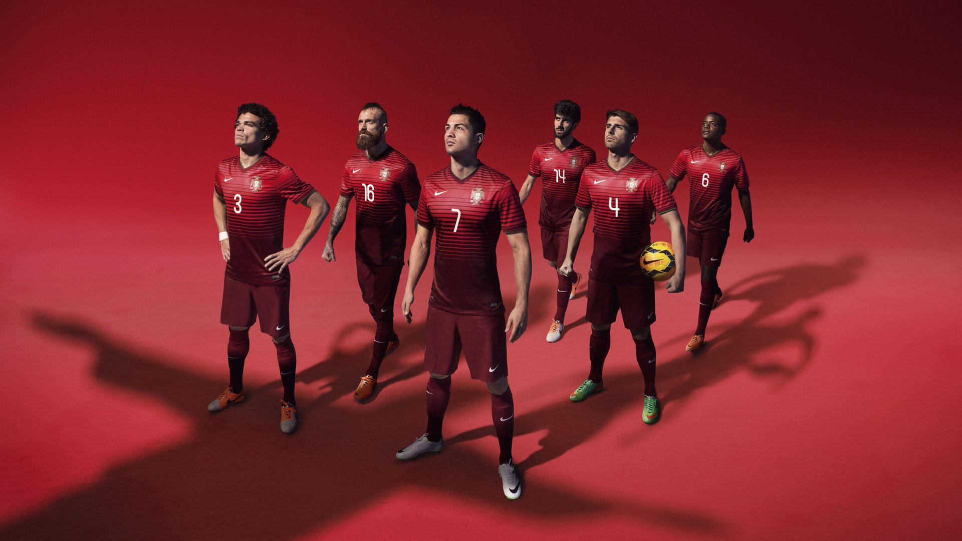 未来十年中国足球基础设施投资持续增长，硬件设施迎新高，中国足球产业规模